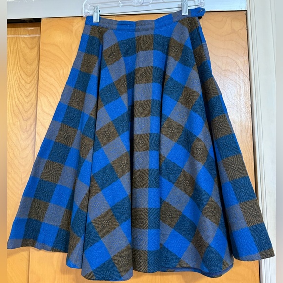 Pendleton skater skirt - Picture 2 of 3